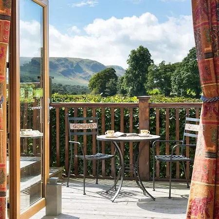 3 Bed In Penrith Oc-sz299 *
